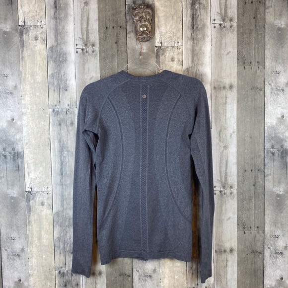 Lululemon Swiftly Tech Long Sleeve Crew in Heathered Black Size 6. - Picture 3 of 15
